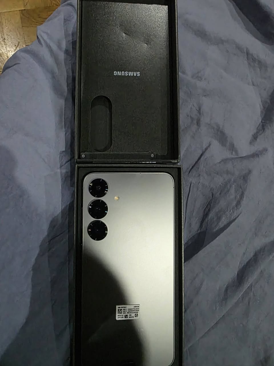 Amerika'dan getirilmiş S25+ 256 GB satılık.
