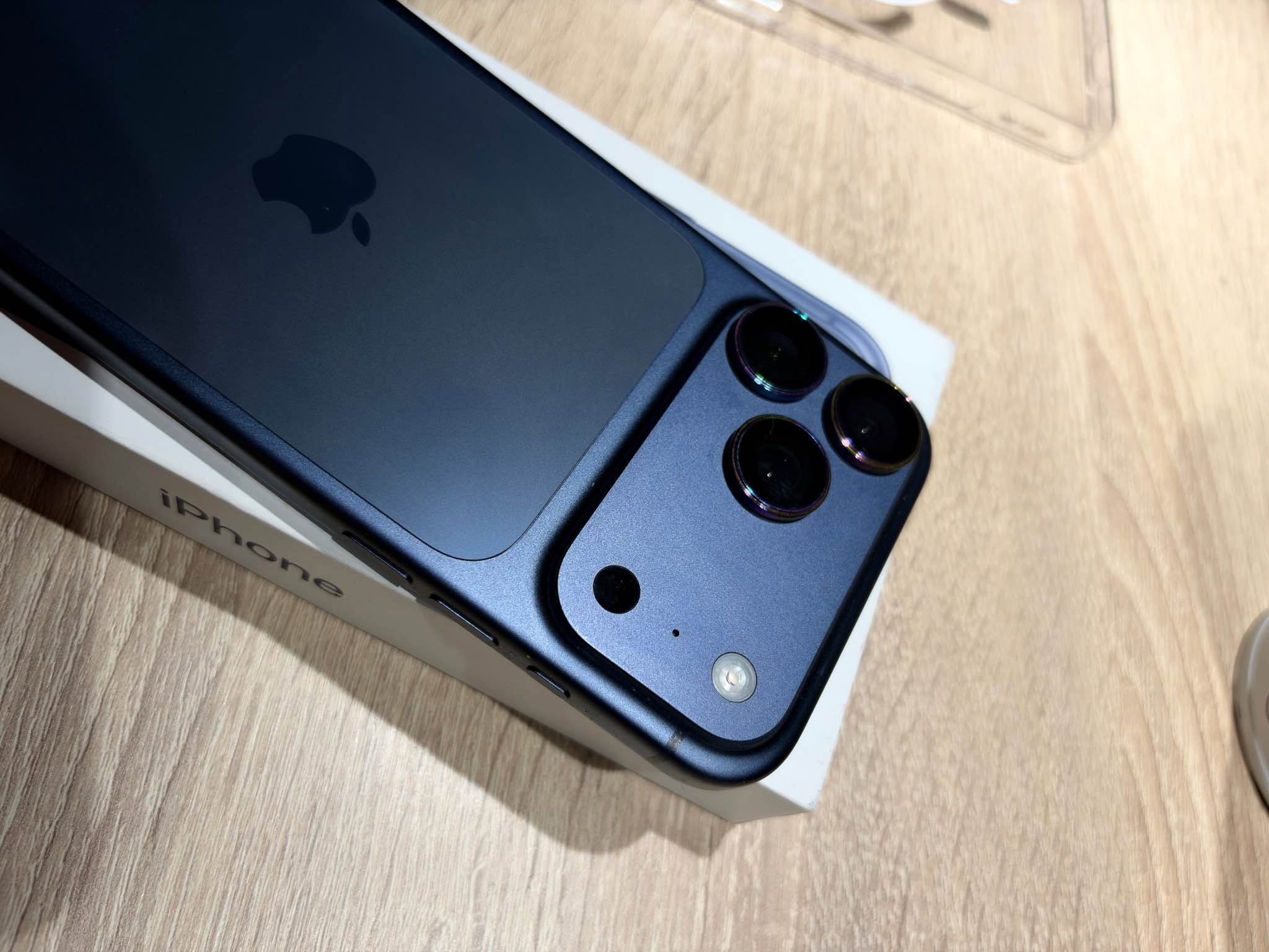 iPhone 17 Pro Max, 94% battery