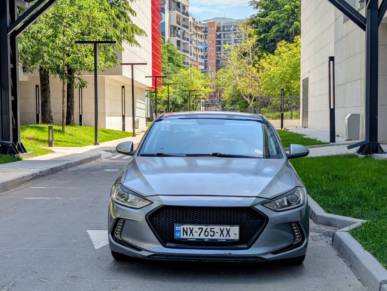 For sale Hyundai Elantra - 2016 Lombardy - $7,200