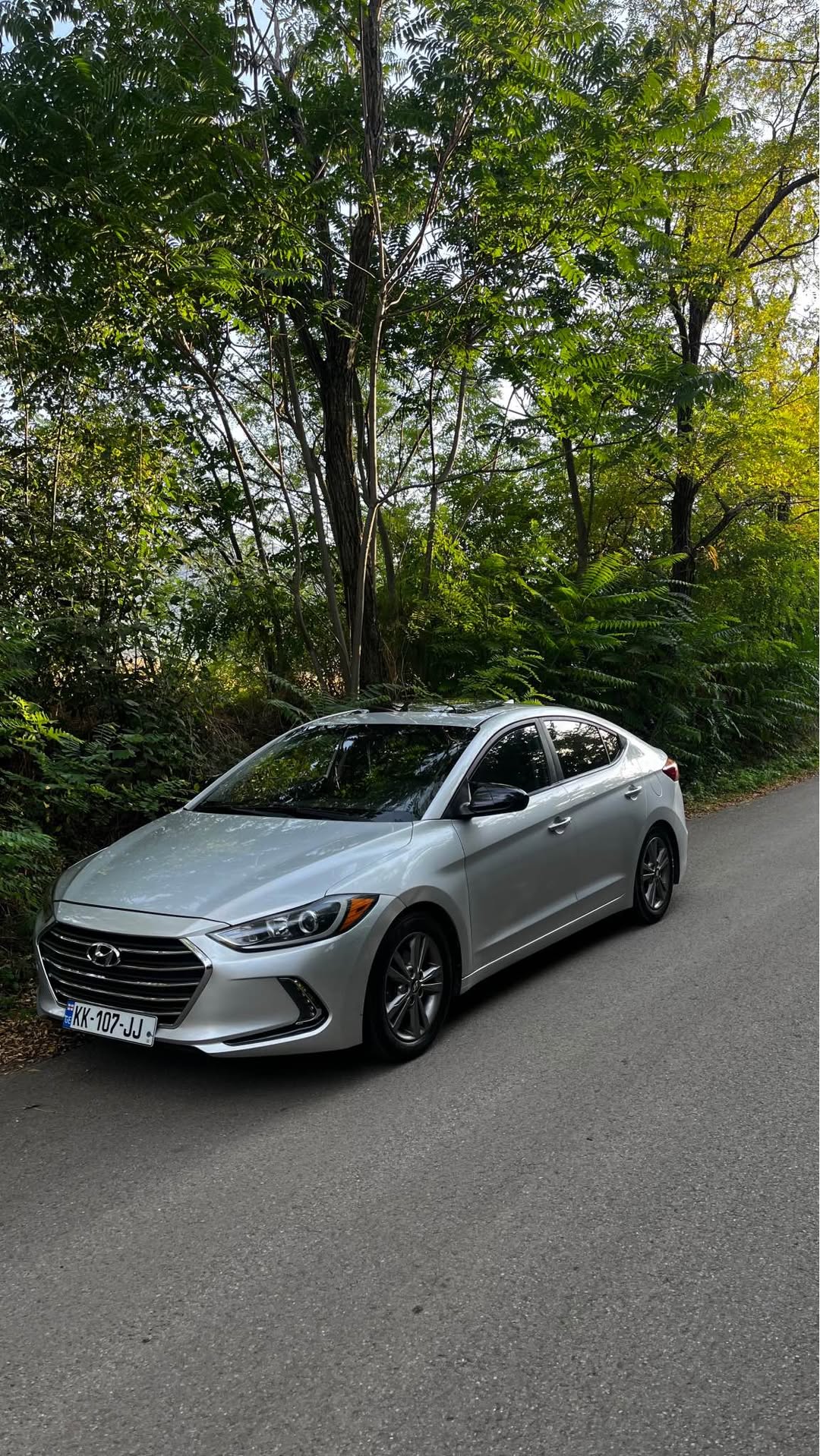 Hyundai Elantra 2018 — 7,400$