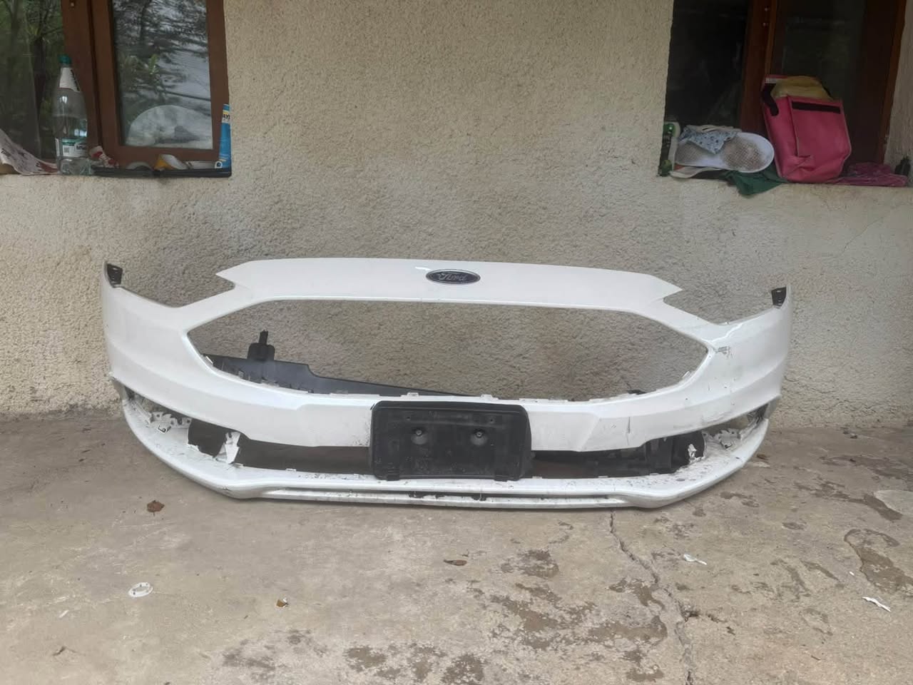 2017 Ford F-150 with shotokan damage on the left side, needs repair