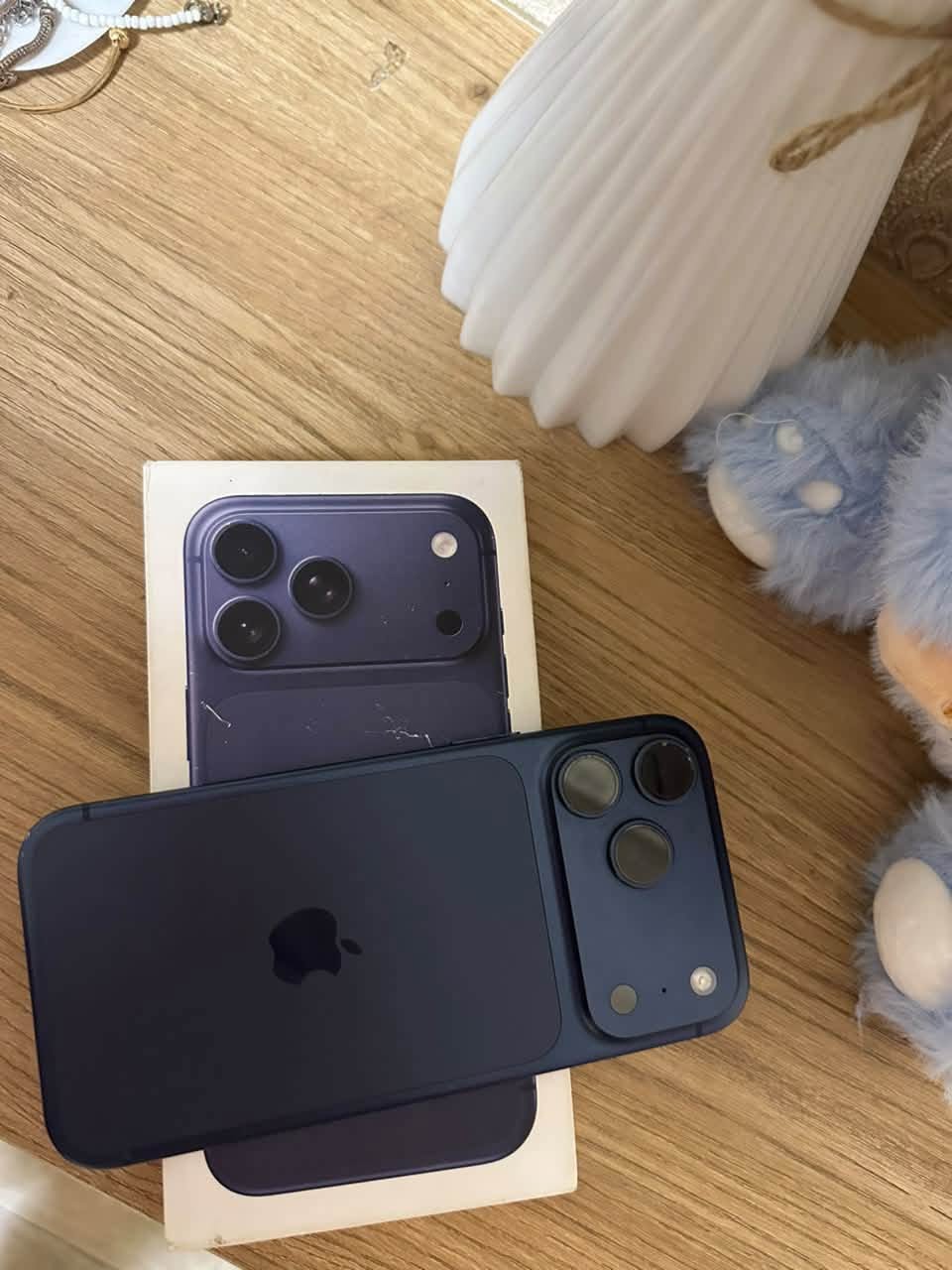 iPhone 17 pro max — 3,300₾