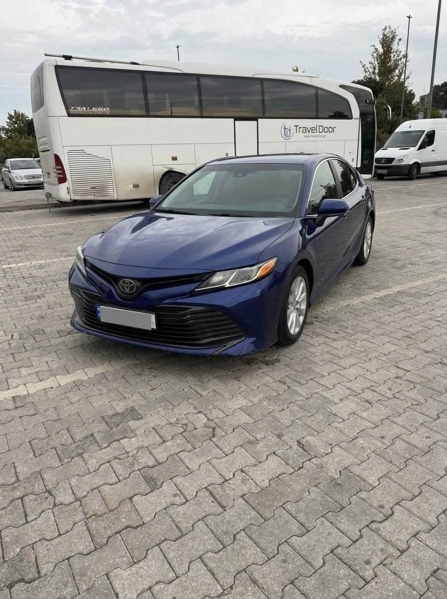Toyota Camry LE 2017 — 9,500$