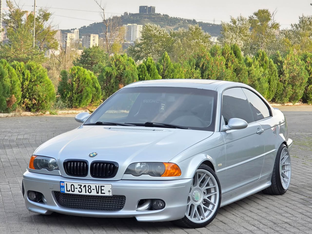 BMW E46 2002 — 14,000$