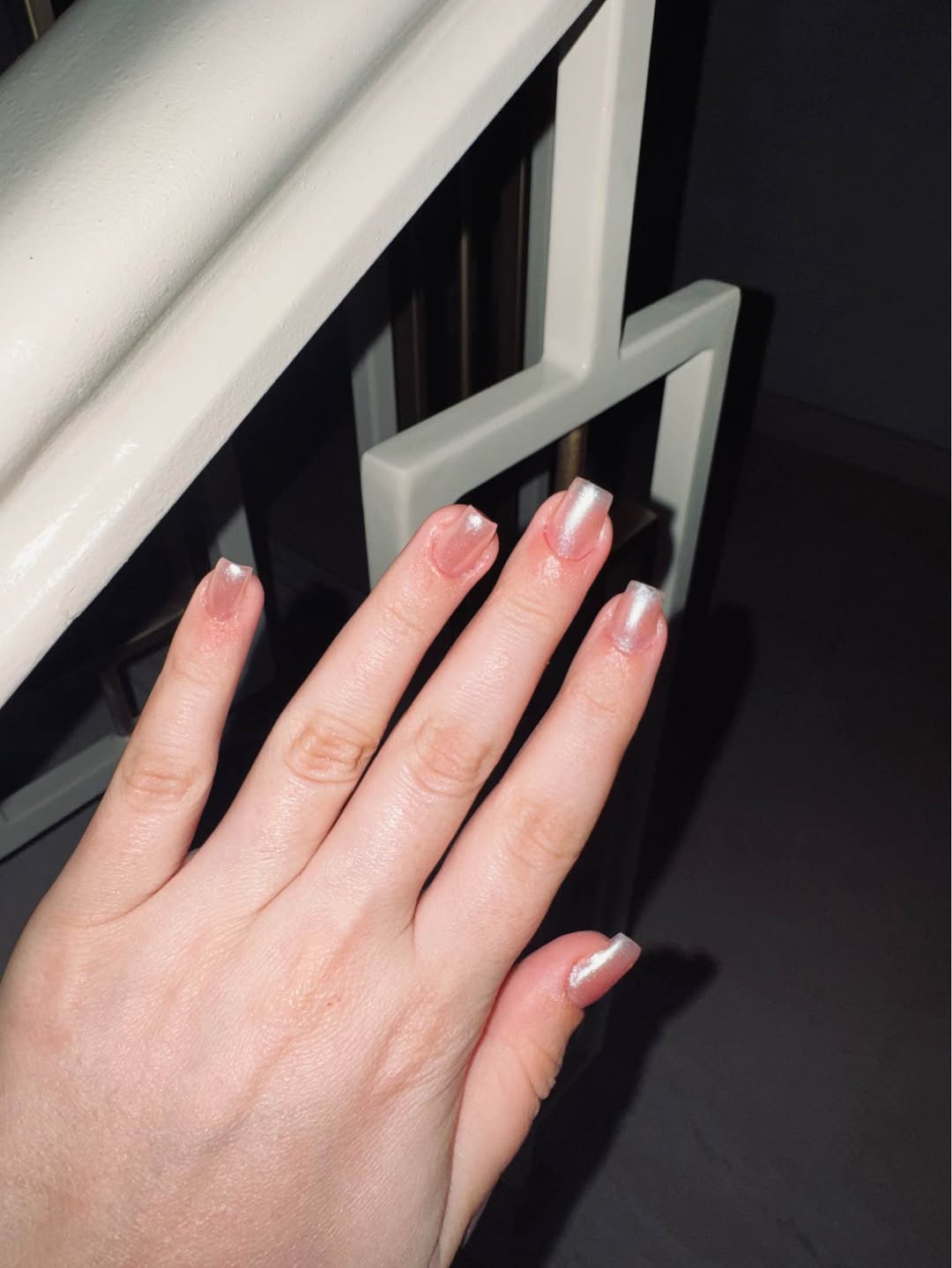 I do nails in the Binə area, looking for a model