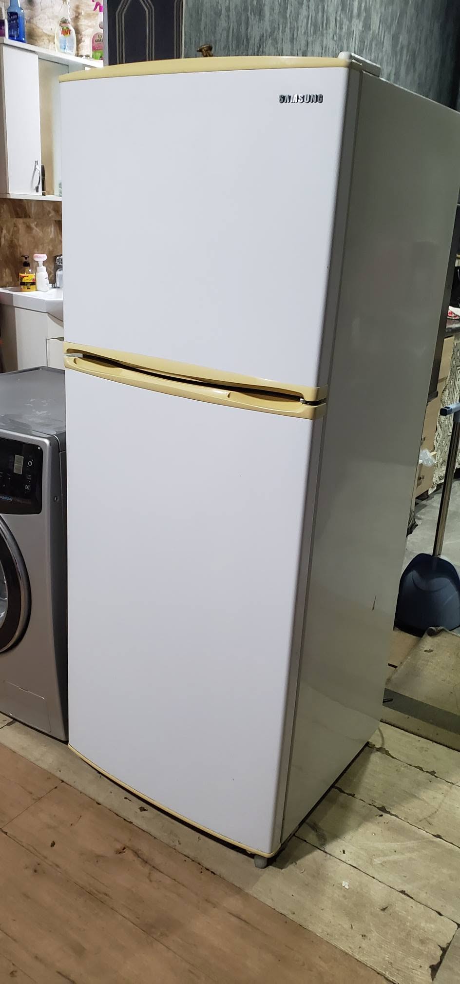Samsung soyuducu, iki qapılı