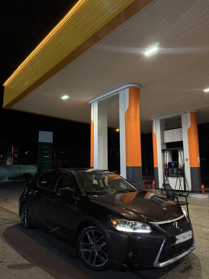 Lexus CT200h 2015