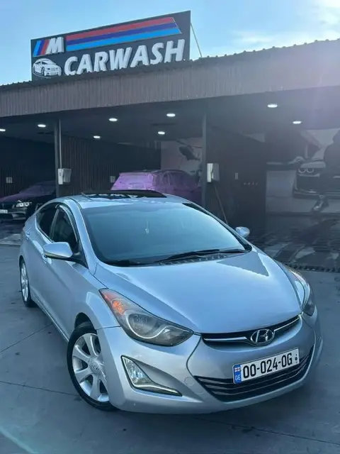 Hyundai Elantra 2013