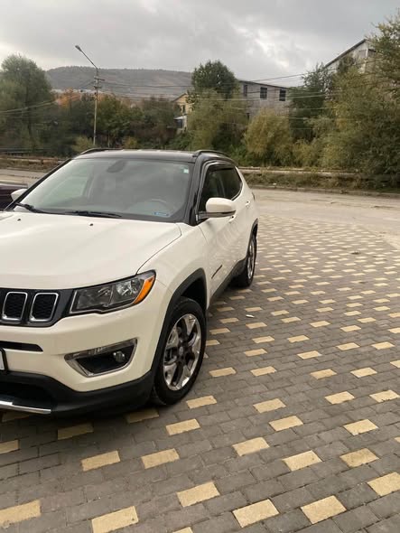 Jeep Compass 2019 — 11,500$