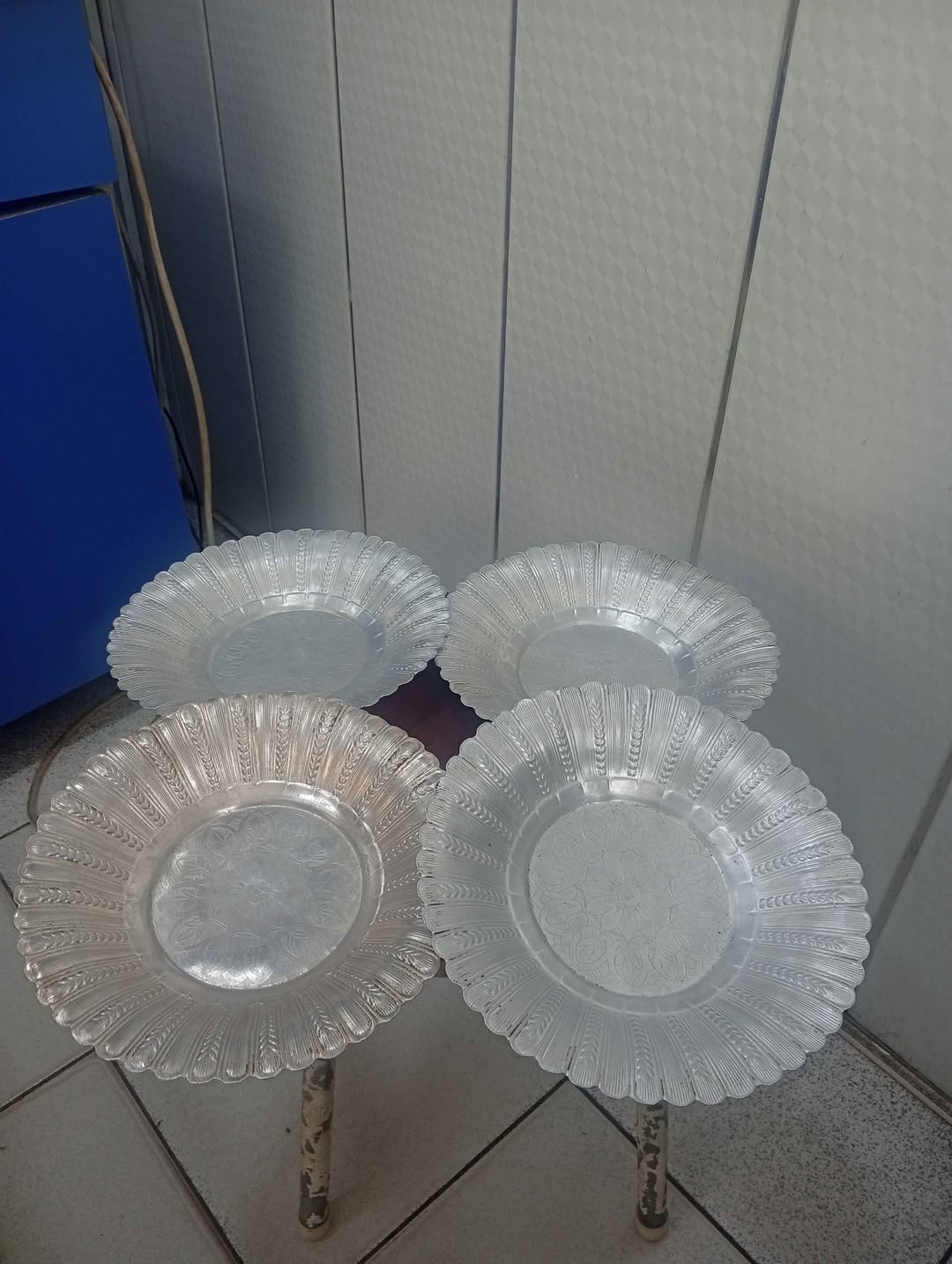 Alüminium dekorativ boşqablar dəsti
