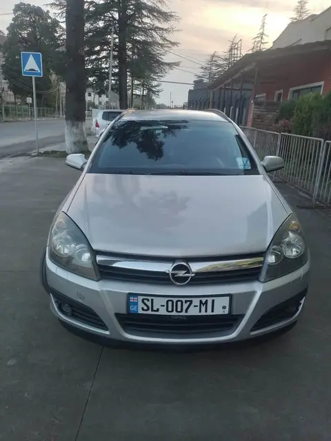 Opel Astra 2006