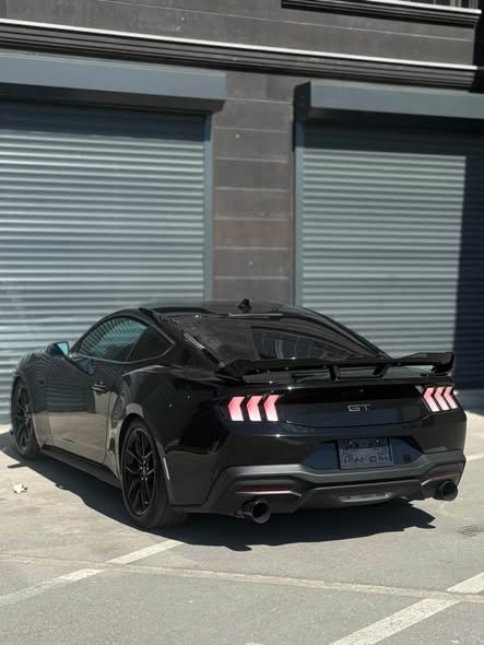 Ford Mustang 2024