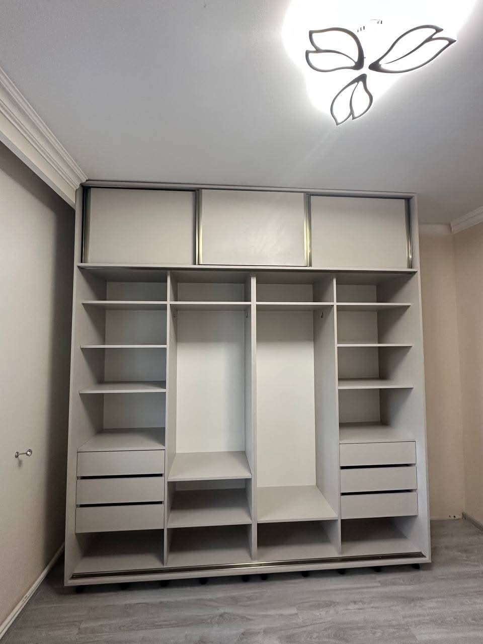 Sifarişə görə mebel 1qm-dən 50000 dramdan başlayaraq