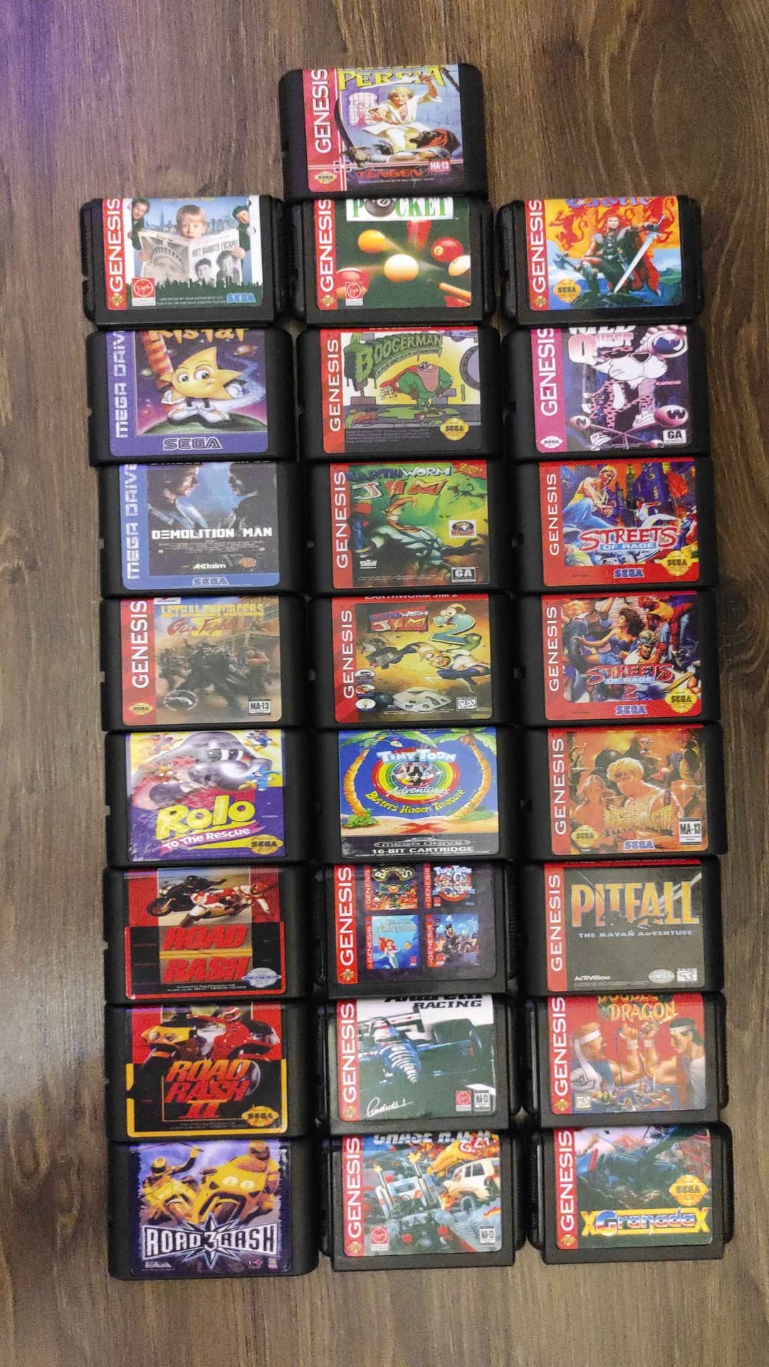 Sega Genesis oyun kartuşları