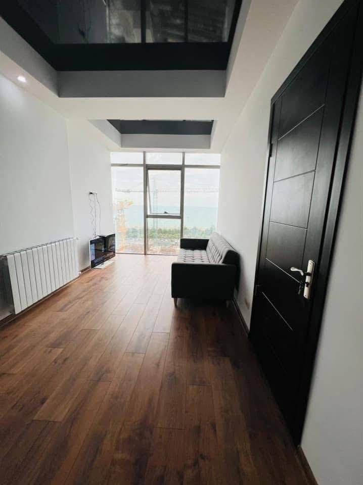 Satılır 2 otaqlı mənzil, Batumi — $140,000