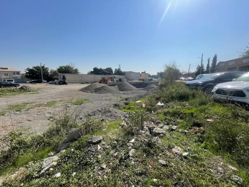 Tikinti şirkəti Rustavi şəhərində, tikilməkdə olan
