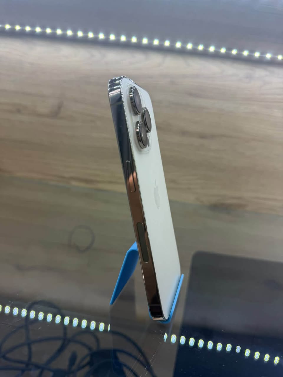 iPhones at a good price — in Kutaisi! — 1,800₾