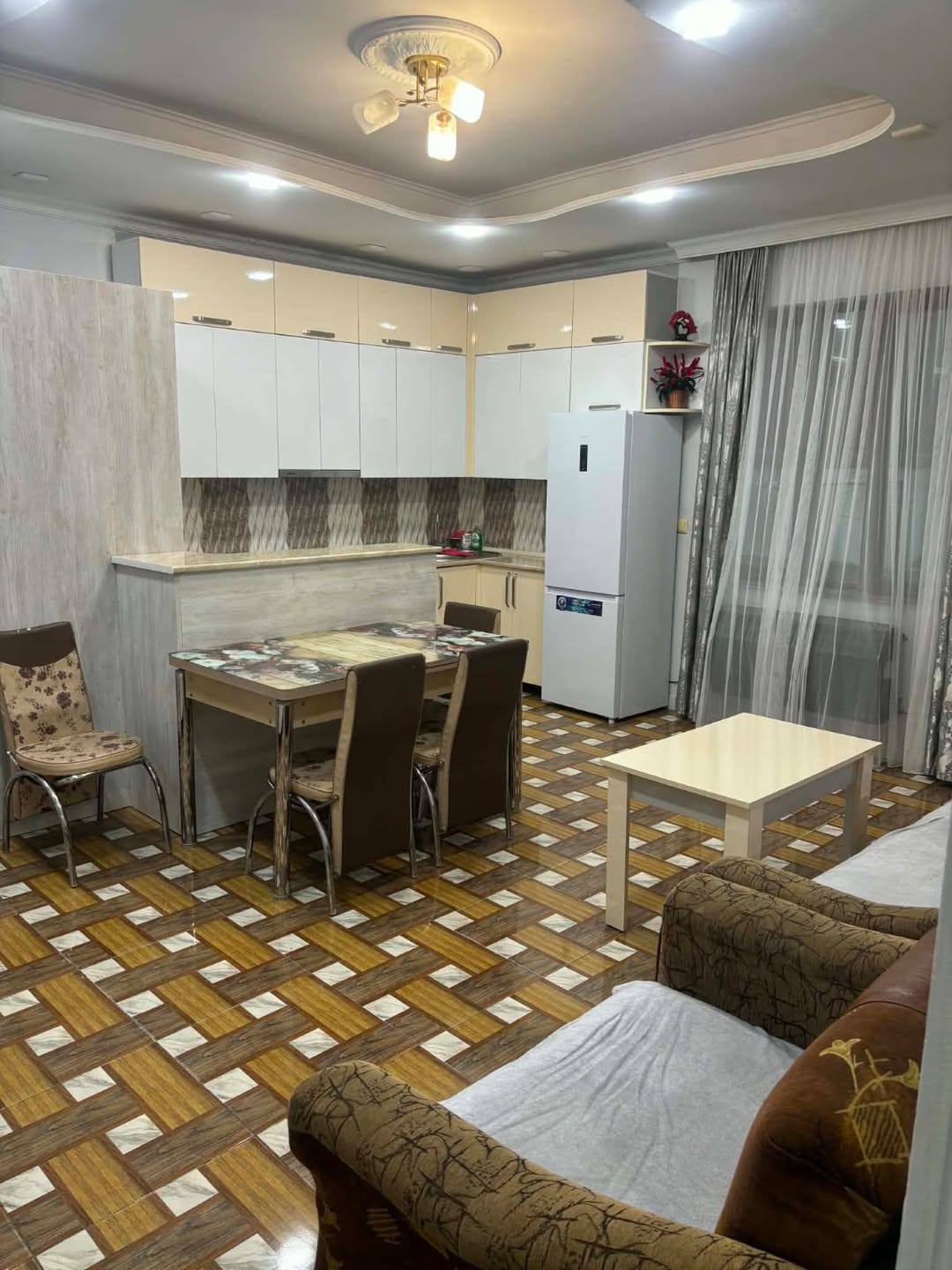 Müstakil ev, Batum — 1,000 ₾