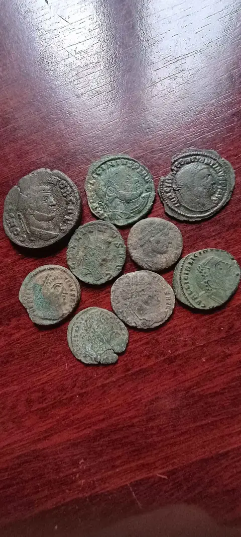 Lot of Roman bronze coins
