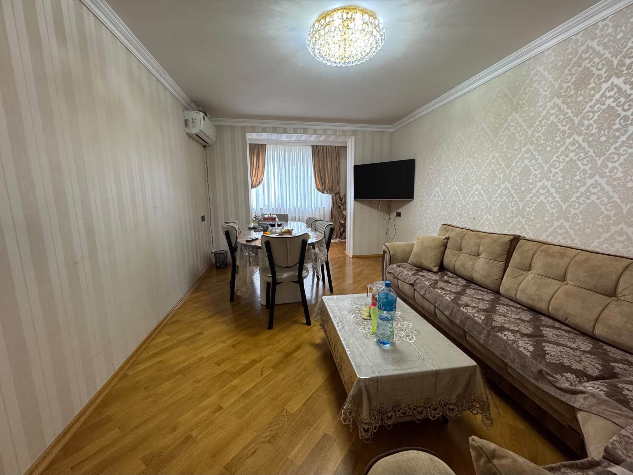 3 otaqlı mənzil, İzmir küçəsi