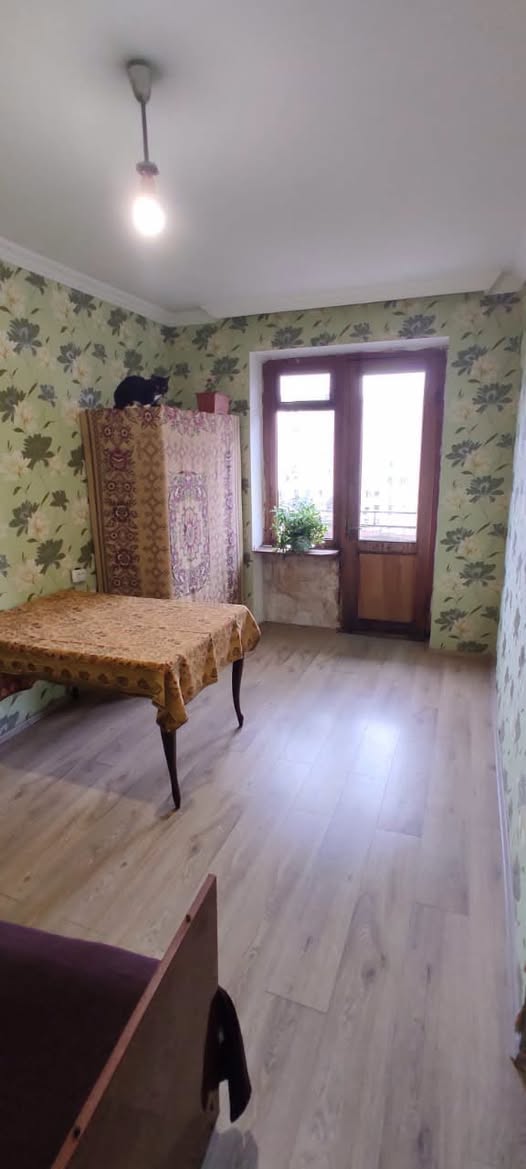 იყიდება 4-ოთახიანი ბინა, თბილისი — $123,000