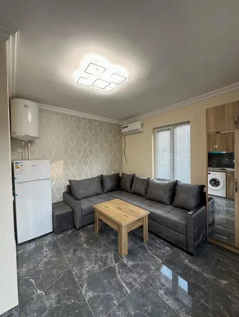 Kiralık daire, Erivan