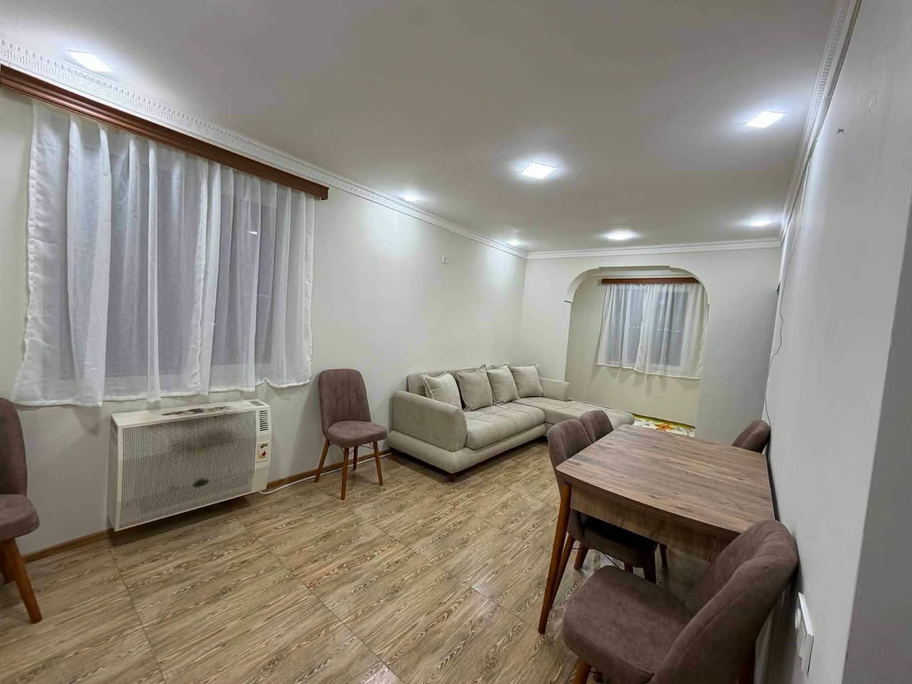 იყიდება 2-ოთახიანი ბინა, რუსთავი — $62,500
