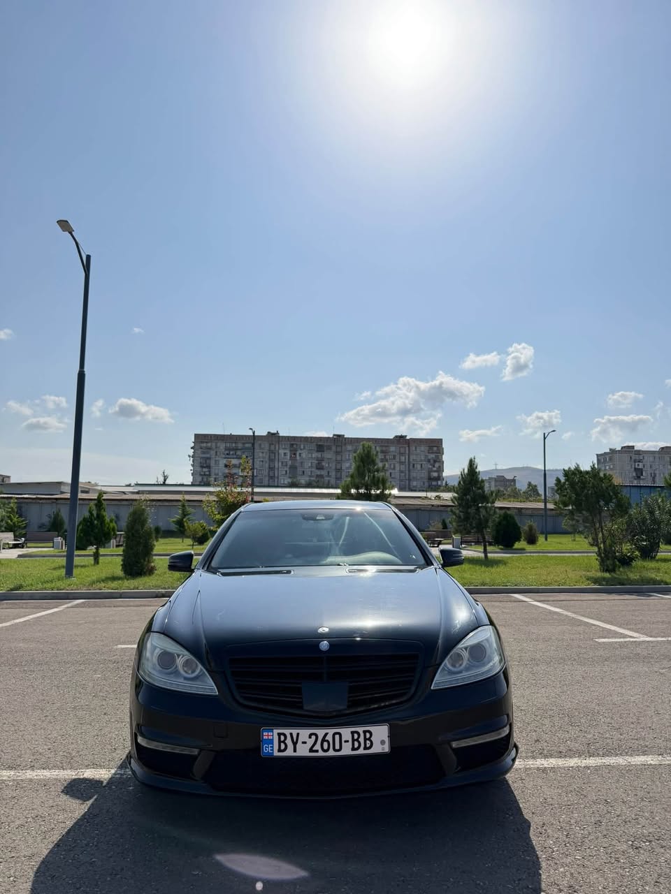 2009 model 5.5 atmosferik motorlu araç Villa Park'taki bir soruşturma nedeniyle…