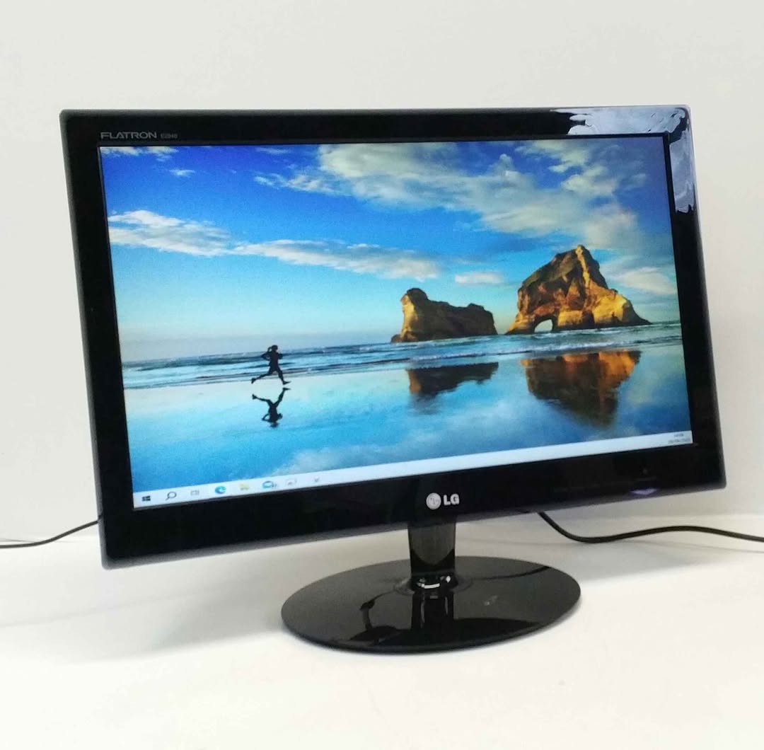 LG Flatron 21.5-22 დიუმი Full HD მონიტორი