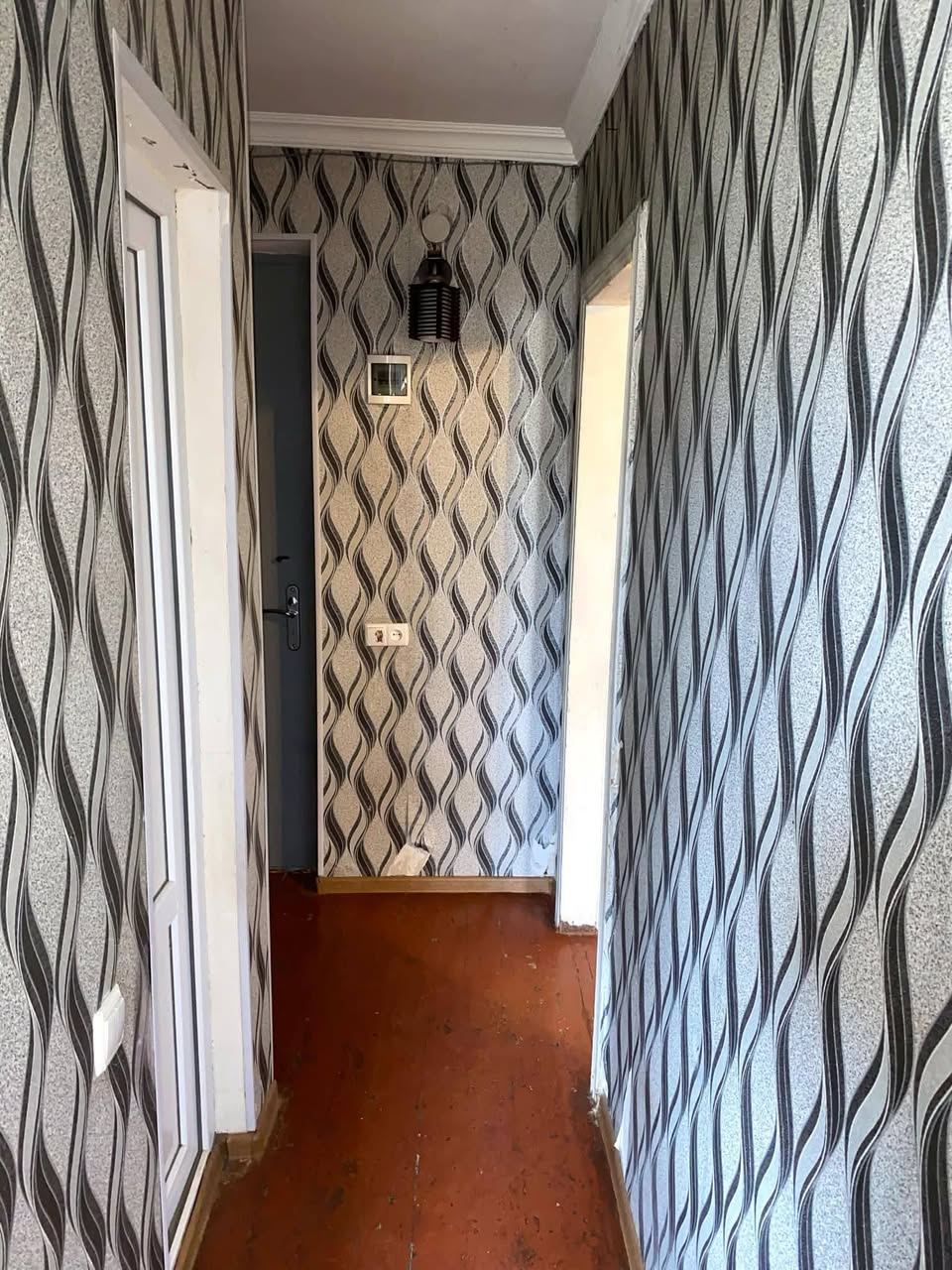 1 otaqlı mənzil satılır, Rustavi — $33,000