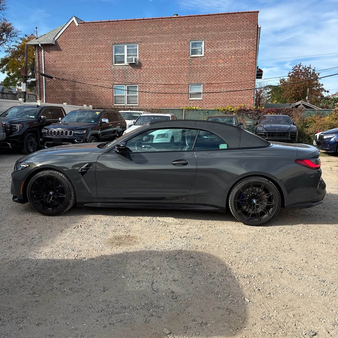 იყიდება გზიდან 2024 BMW M4 Competition