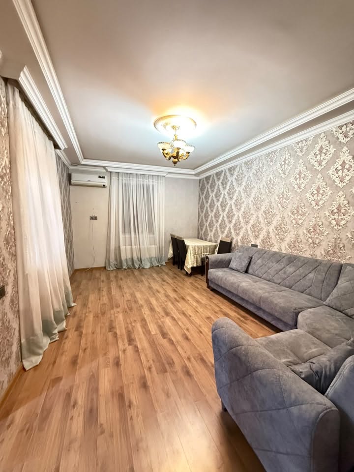 Квартира в аренду 4 комнаты, Баку — 600 ₼