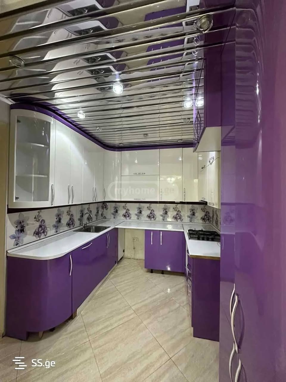 იყიდება 4-ოთახიანი ბინა, თბილისი — $145,000
