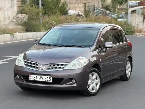 Nissan Tiida 2008