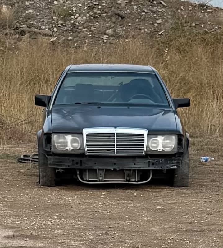W124 coupe — 1,600,000֏