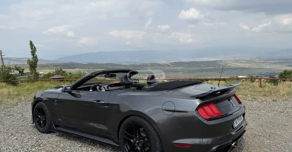 Ford Mustang 2020