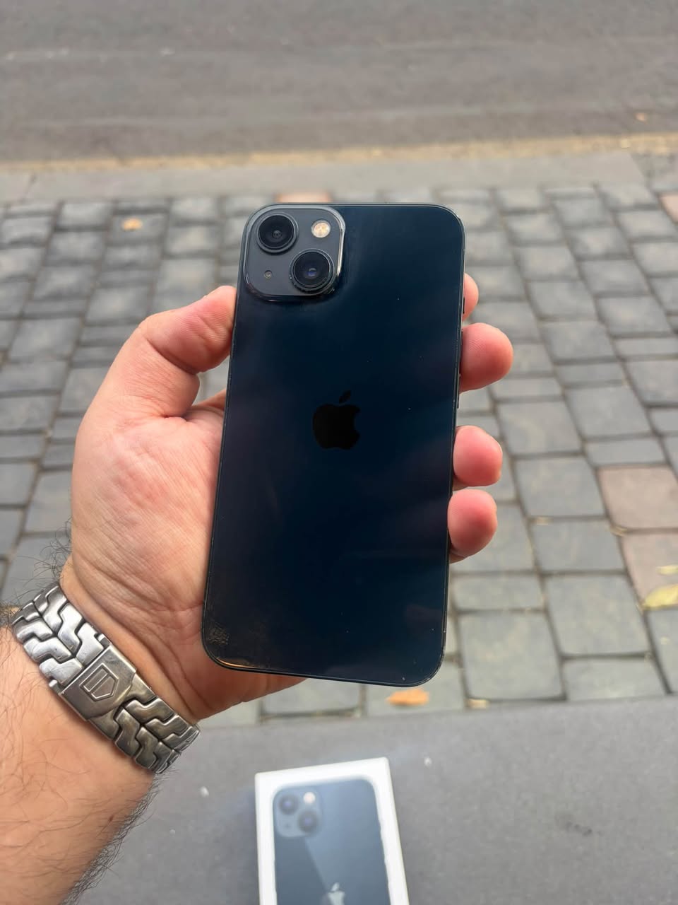 13 iPhone 128 ГБ 72% 85 000 вершин джина