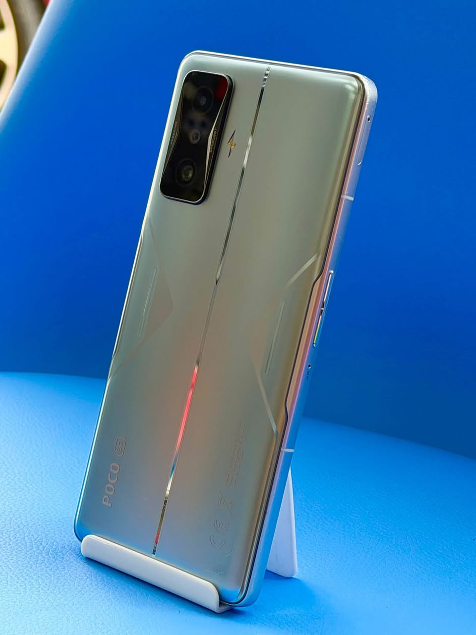 Продается POCO F4 GT 5G (игровой — 400₾