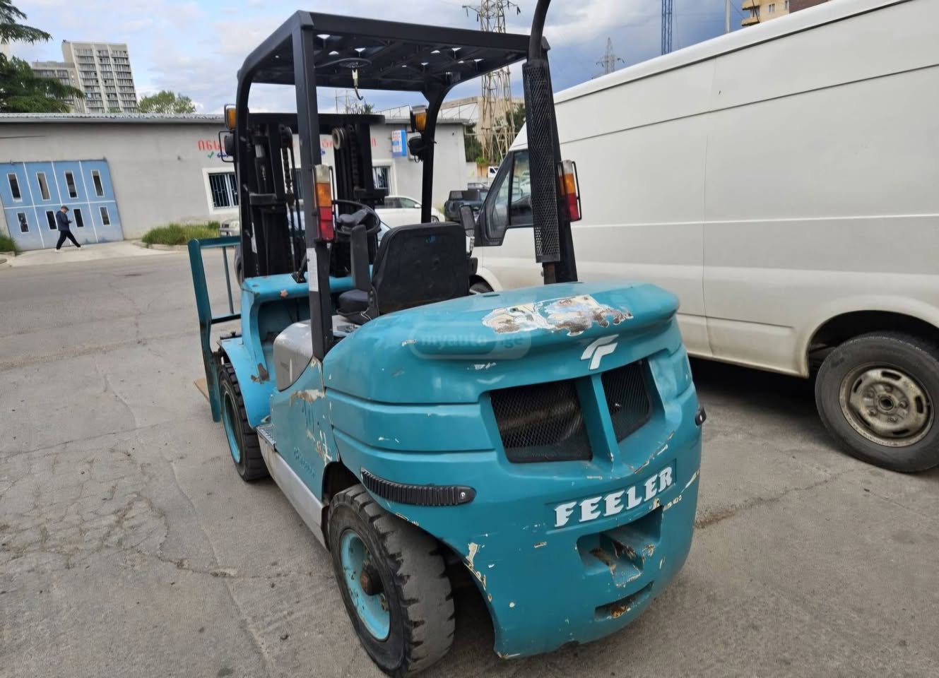 Forklifts for rent. 1.5T TOYOTA (Japan) manual and 4.0
