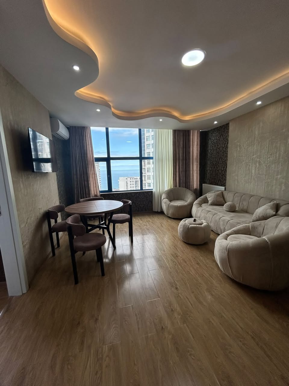 A 2-room apartment for rent in Batumi — $750