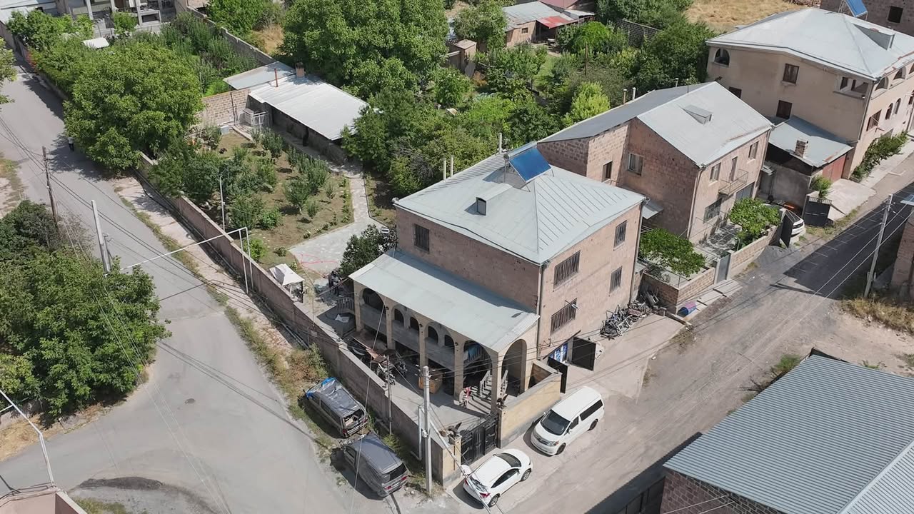 İki mərtəbəli villa Argel (Lusakert) - 260,000$