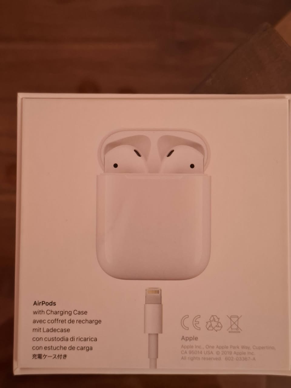 Apple AirPods დამტენი ქეისით, ორიგინალი
