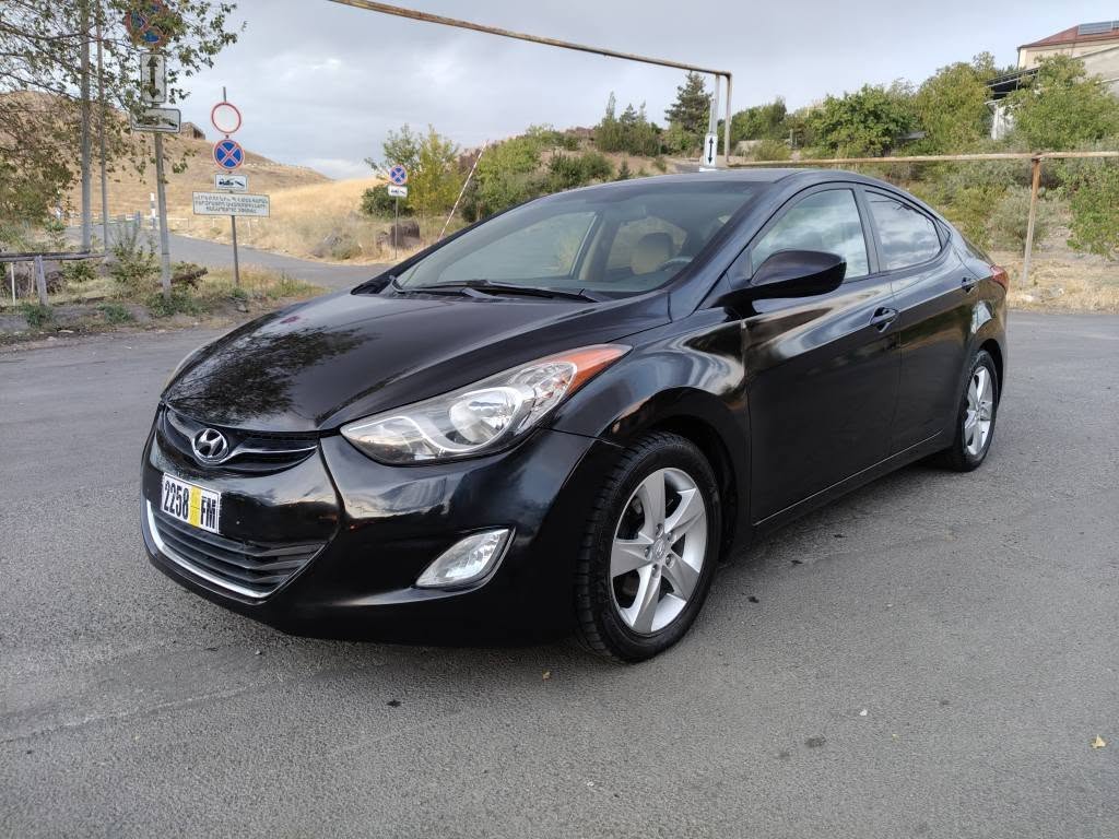 Hyundai Elantra 2011