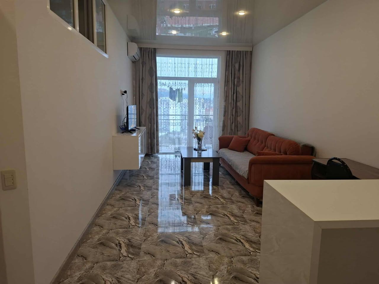 Продаётся 2-комнатная квартира, Батуми — $85,000