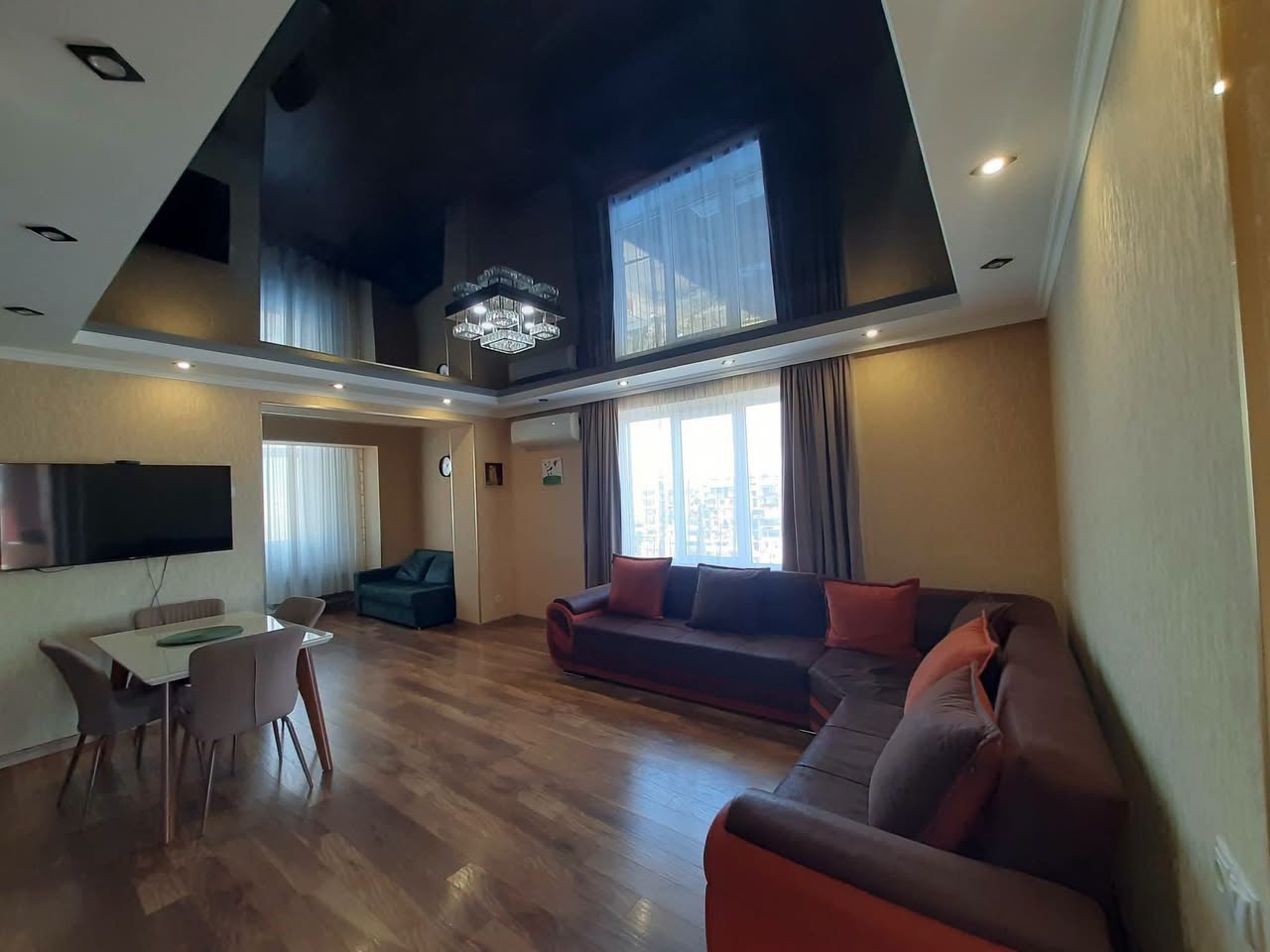 3 otaqlı mənzil satılır, Rustavi — $93,000