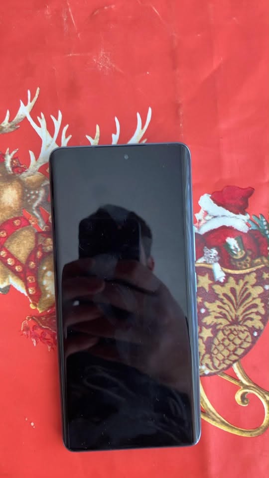 Honor x9c utanqsiq utanqətsiz yaxşıdır