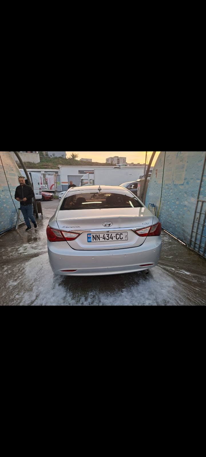 Hyundai Sonata 2011