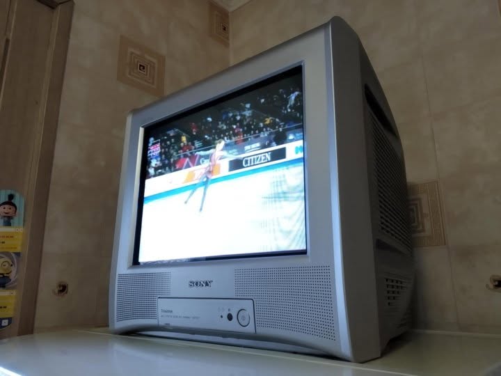 Sony հեռուստացույց, գրեթե նոր