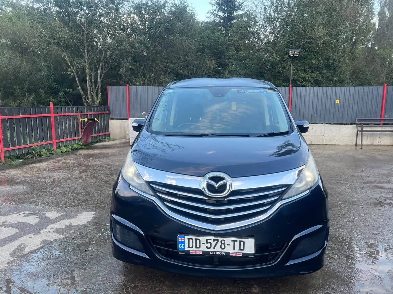 Satılık Mini Van Mazda Biante 2014 modeli — 5,500$