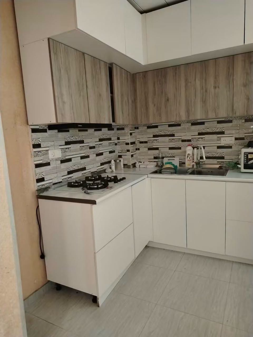 Rustav şəhərində 16-mikro (Deeski layihəsi) 4-otaqlı mənzil satılır — 87,000$